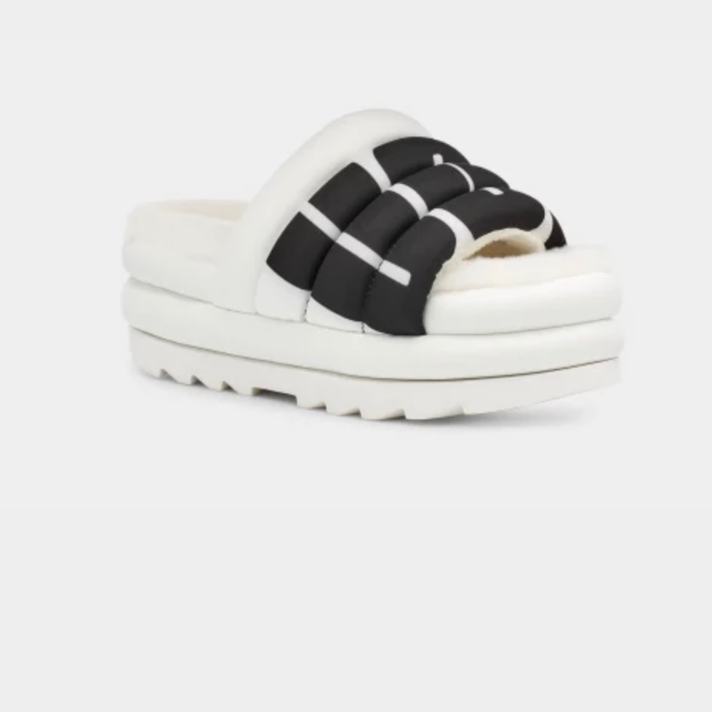 UGG Women's Maxi Slide Logo Sandal